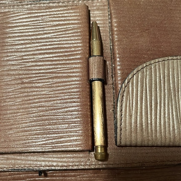 Vintage Fendi planner wallet - Picture 10 of 12